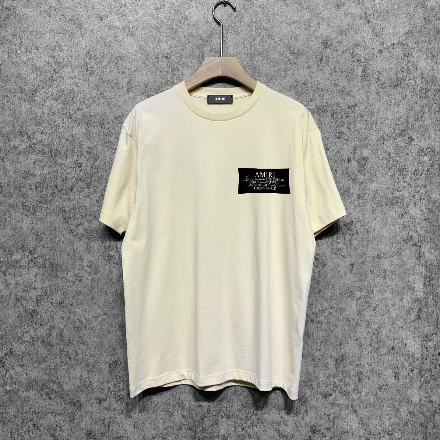 Amiri t shirts hollywood artistic font print short sleeve tee