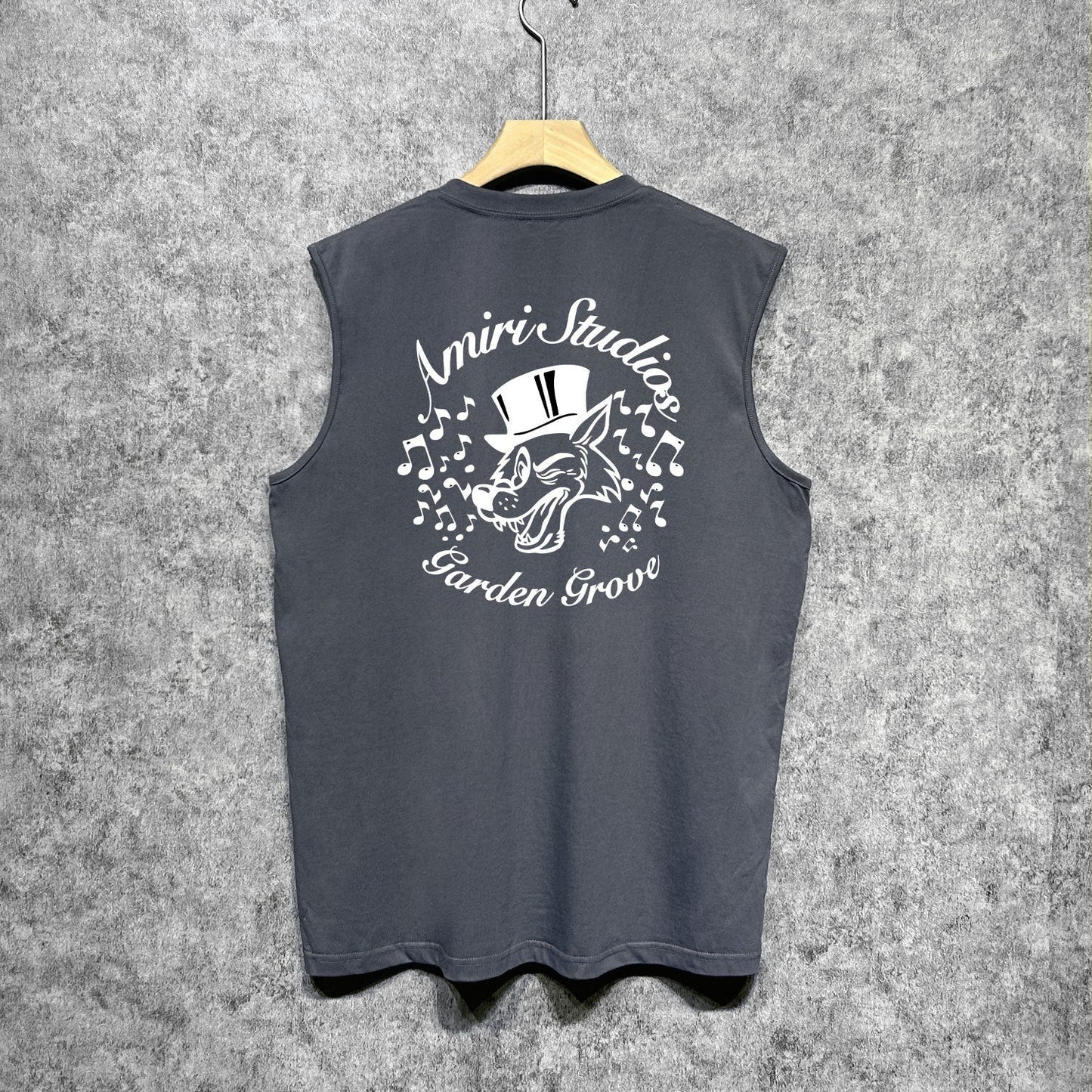 Amiri tank top hat big gray wolf printing