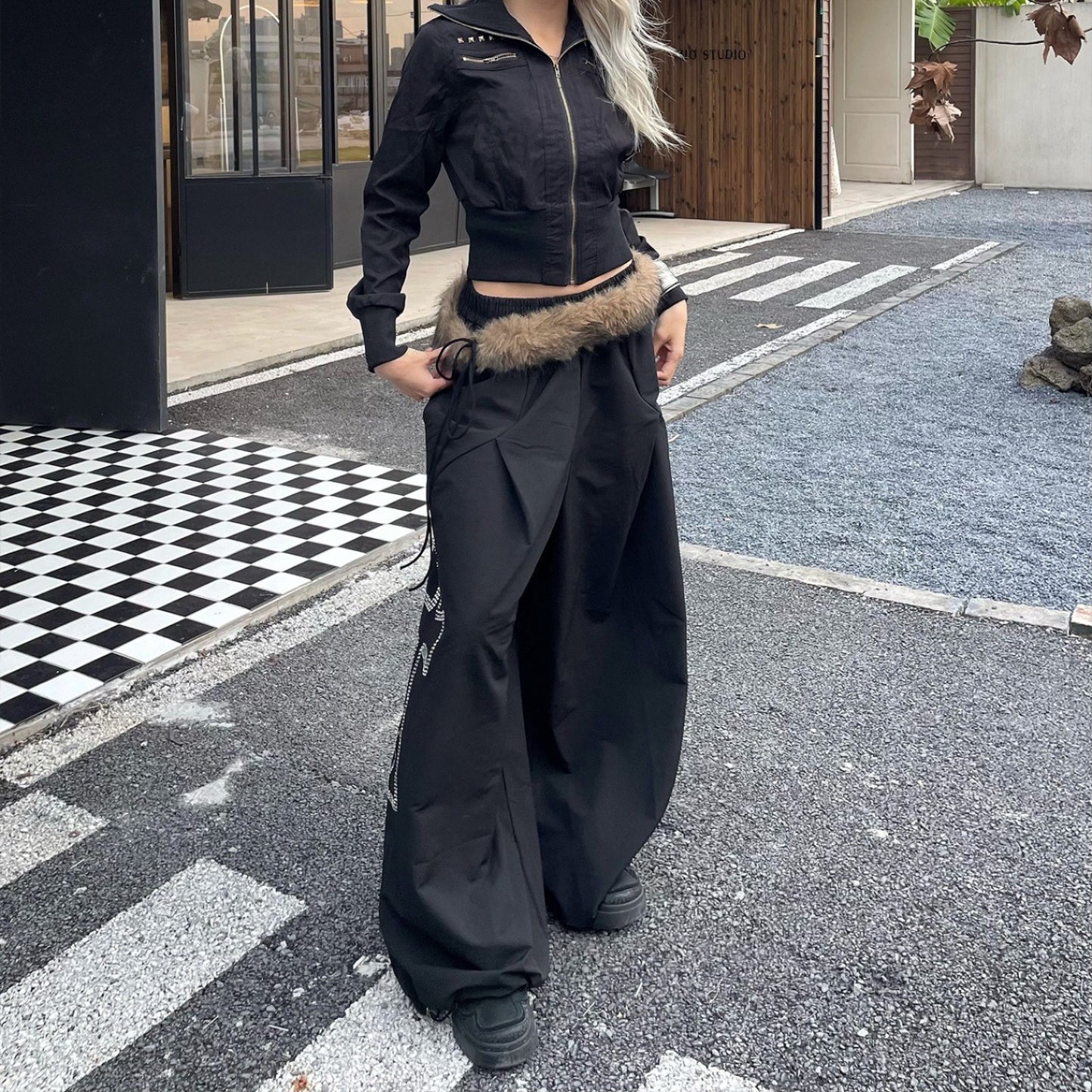 Women casual pant [detachable fur collar] retro